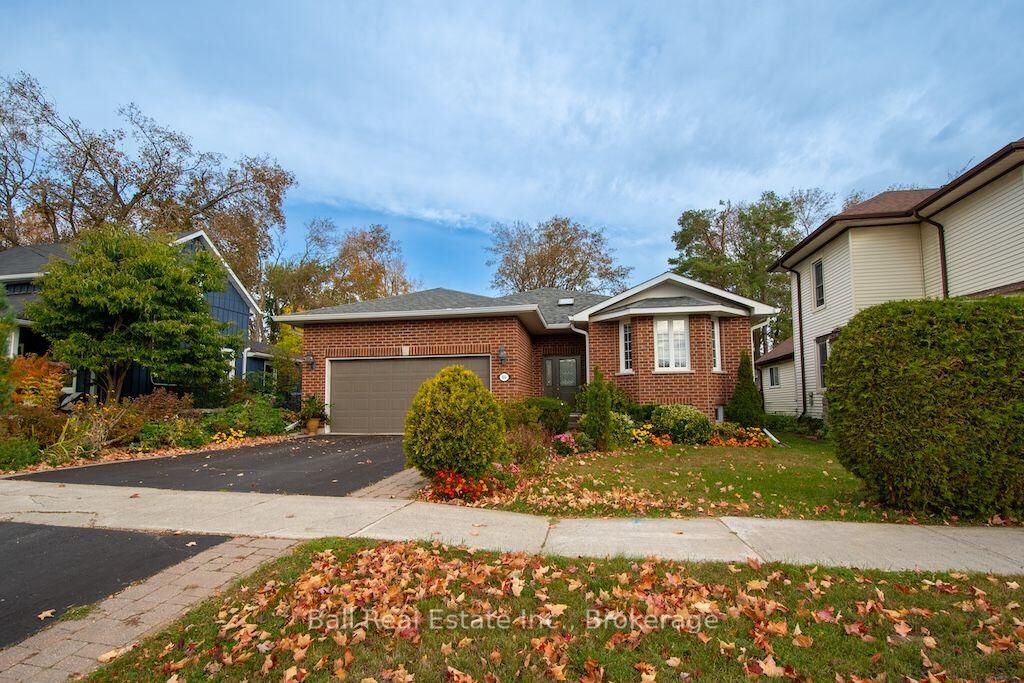 Property Photo:  90 Albert Street  ON K0L 2H0 