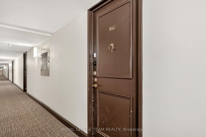 Property Photo:  515 St. Laurent Boulevard 107  ON K1K 3X5 
