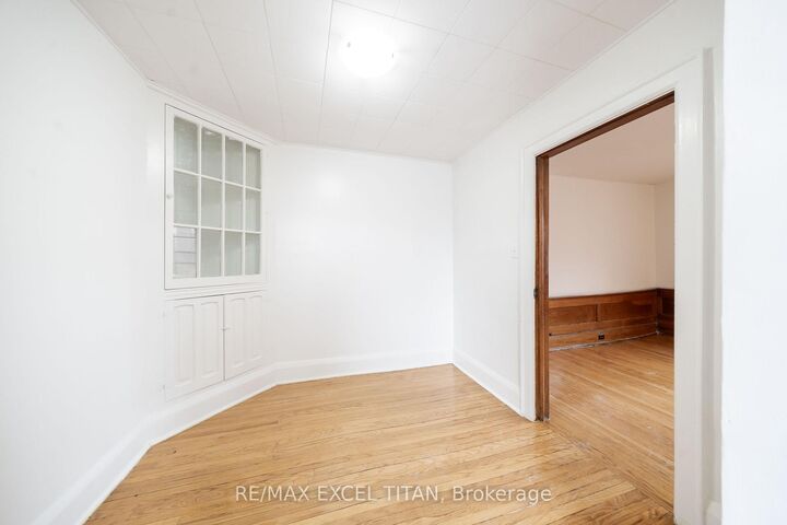 Property Photo:  10 Kingston Road  ON M4L 2S4 