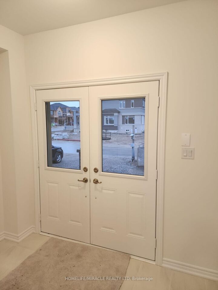 Property Photo:  35 Jenner Drive  ON N3L 0L2 
