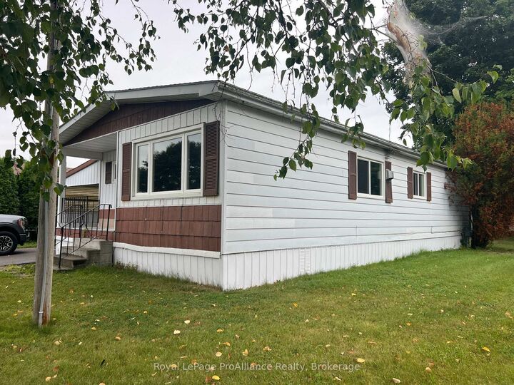 Property Photo:  4 Dove Lane 401  ON K8N 4Z3 