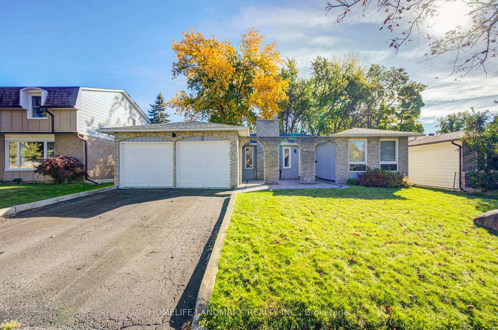 Property Photo:  7 Huron Street  ON L4M 5H2 