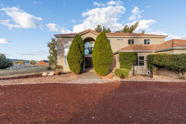Property Photo:  1217 N Horsemans Park Dr  UT 84783 
