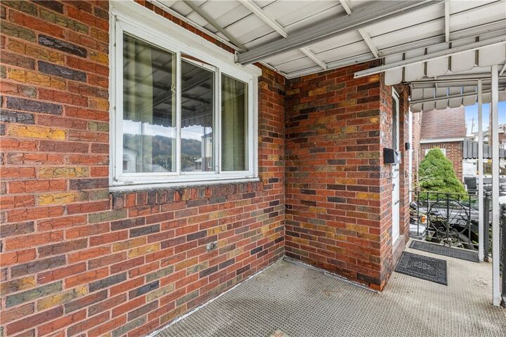 Property Photo:  503 Franklin St  PA 16229 