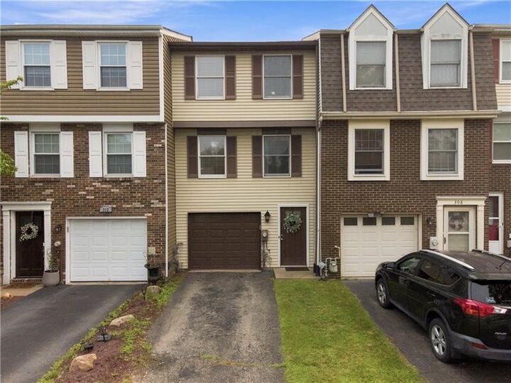 Property Photo: 310 Shady Ridge Dr PA 15146
