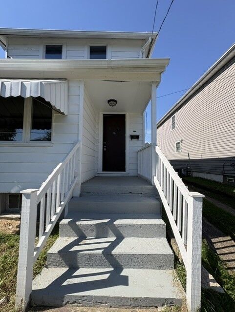 Property Photo:  311 Wykes St  PA 15001 