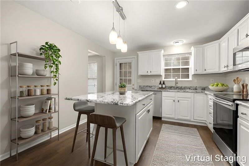 Property Photo:  203 Northglen Court  PA 15044 