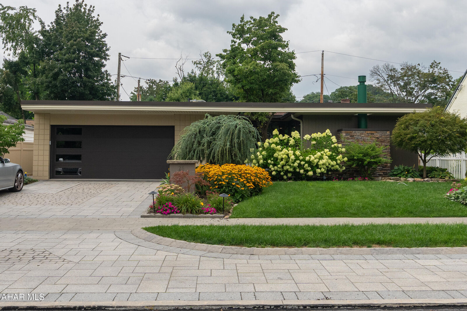 Property Photo: 26 Mansion Boulevard PA 16602