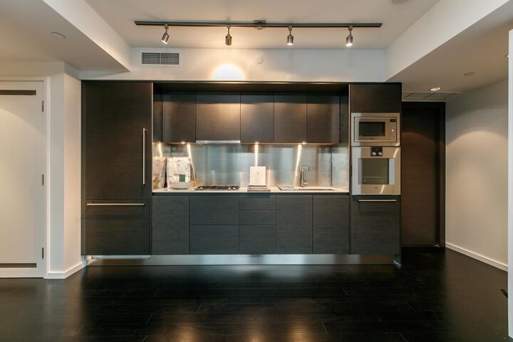 Property Photo:  1151 W Georgia Street 3308  BC V6E 4E6 