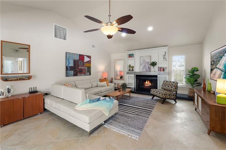 Property Photo: 1312 Jambalana Ln FL 33901