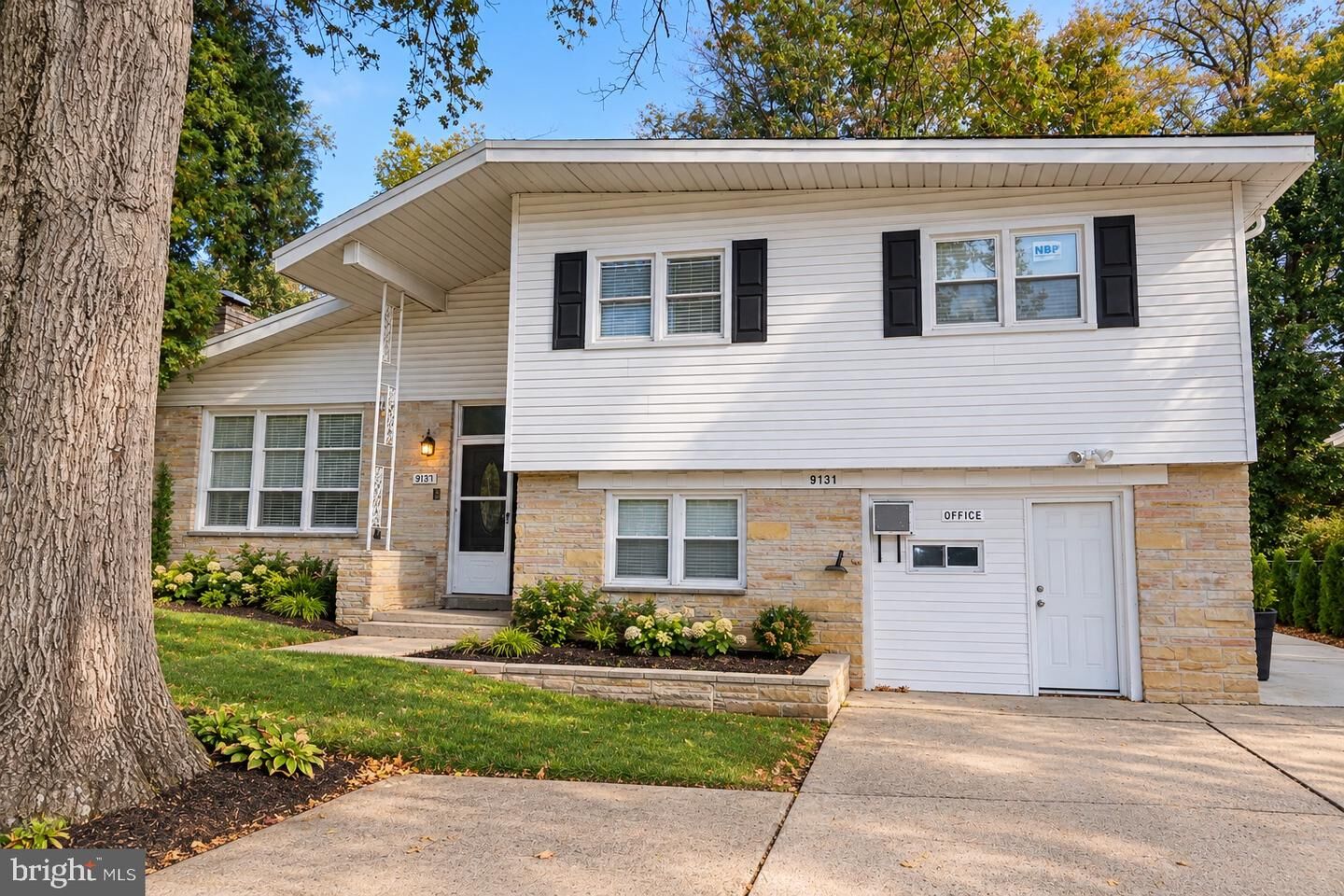 Property Photo: 9131 Bustleton Avenue PA 19115