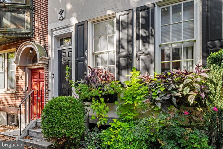 Property Photo: 2219 Rittenhouse Square PA 19103