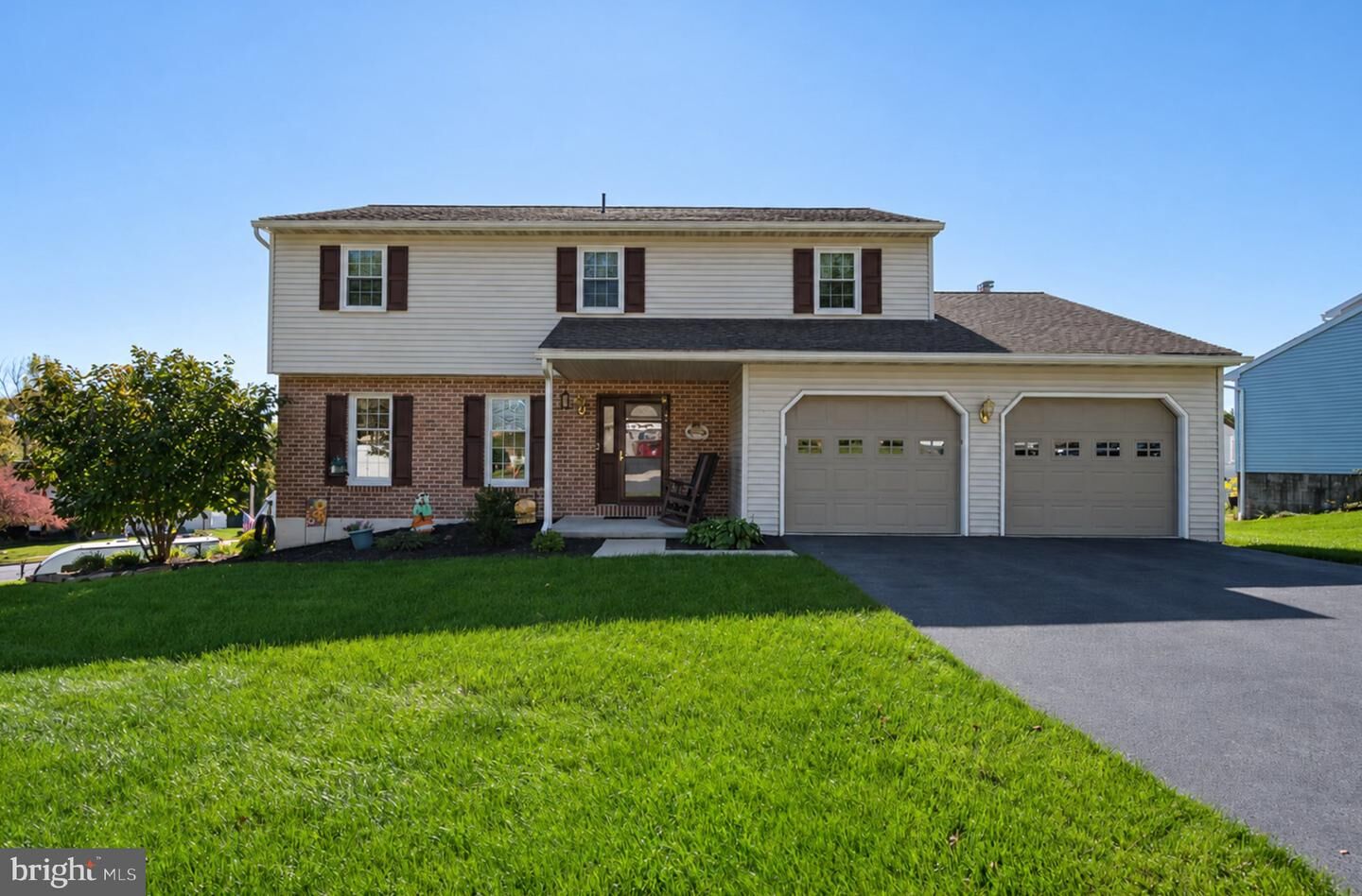 Property Photo: 1720 S Mountain Drive PA 19608