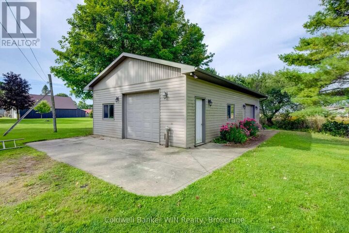 Property Photo: 392172 Grey Road 109 ON N0G 2A0