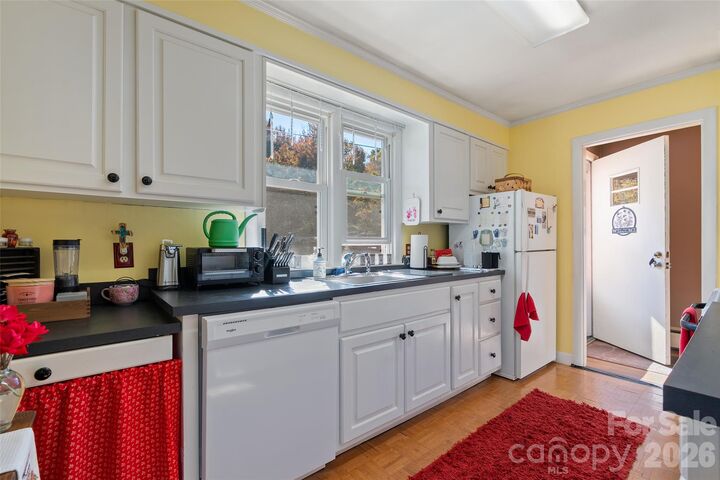 Property Photo:  152 Tate Street  NC 28786 