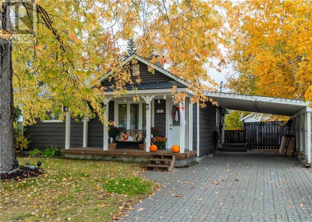 Property Photo:  25 Parkinson Street  ON P0M 1S0 