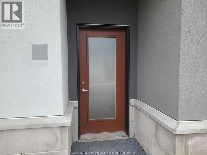 Property Photo:  550 Sandison Street 24  ON N9E 0A3 