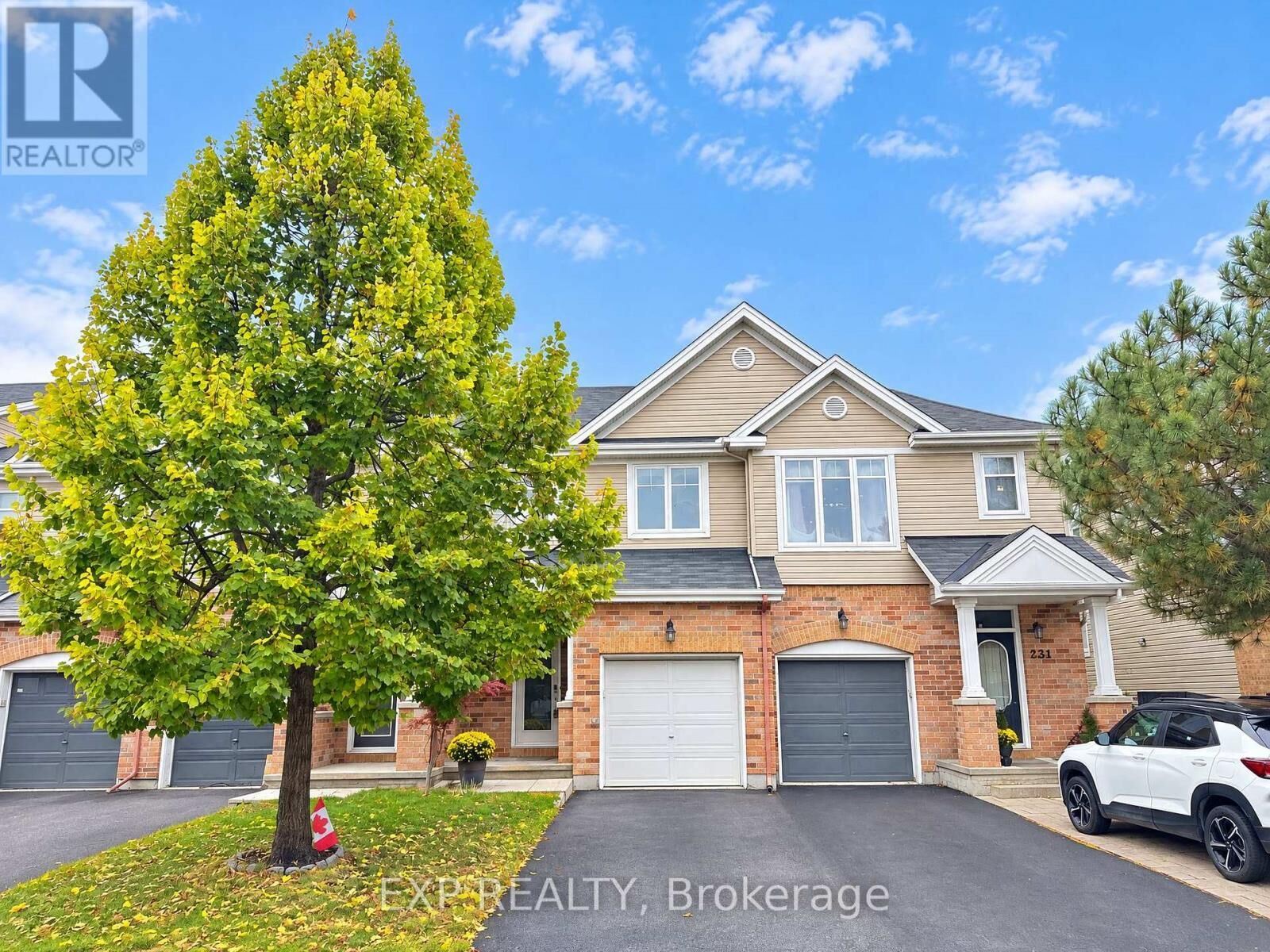 Property Photo:  229 Hidden Meadow Avenue  ON K1T 0C2 