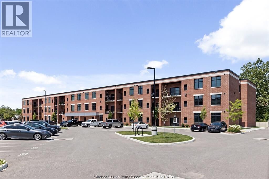 Property Photo:  3160 Meadowbrook Lane 210  ON N8T 0B2 