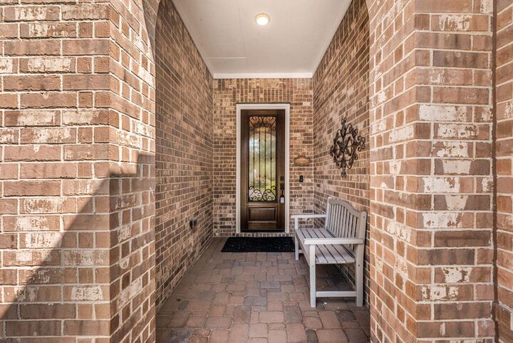 Property Photo: 139 Dawning Rays Court TX 77304