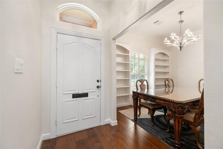 Property Photo:  9406 Bevlyn Drive  TX 77025 