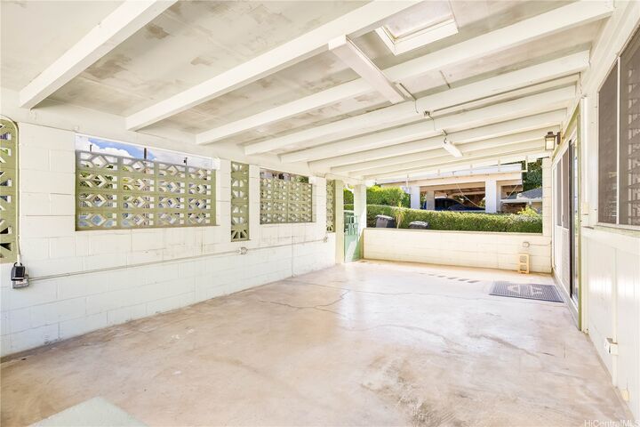 Property Photo:  3503 Likini Street  HI 96818 