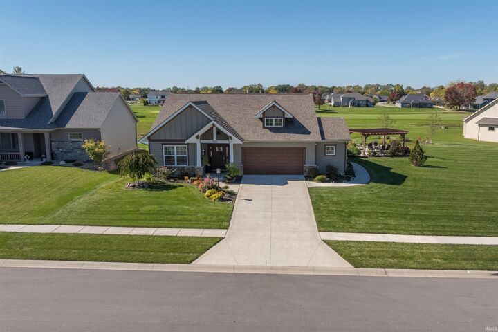 Property Photo:  1230 Turnberry Lane  IN 46706-9486 