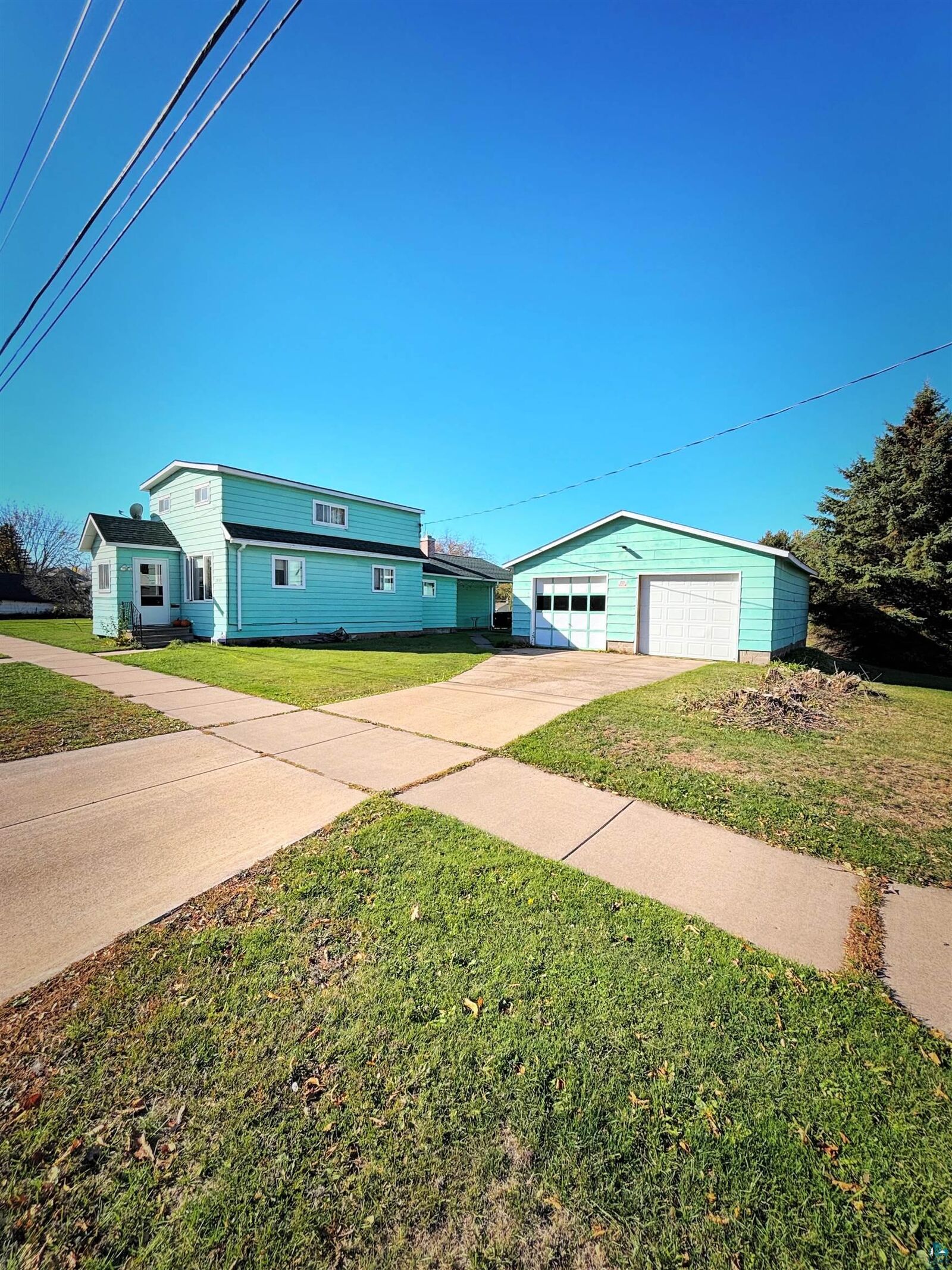 Property Photo: 1505 6th St W WI 54806