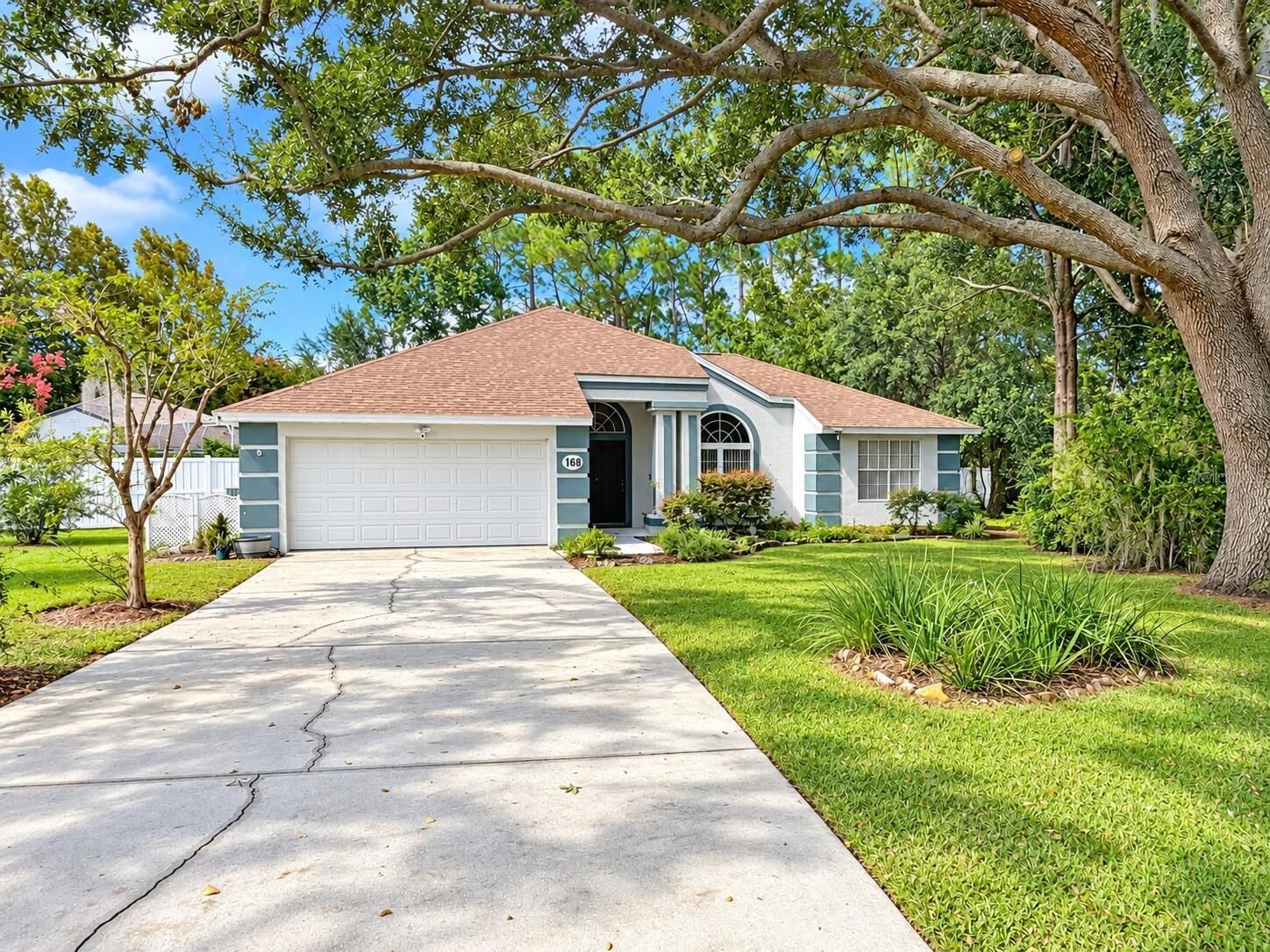 Property Photo:  168 Pine Lake View Drive  FL 33837 