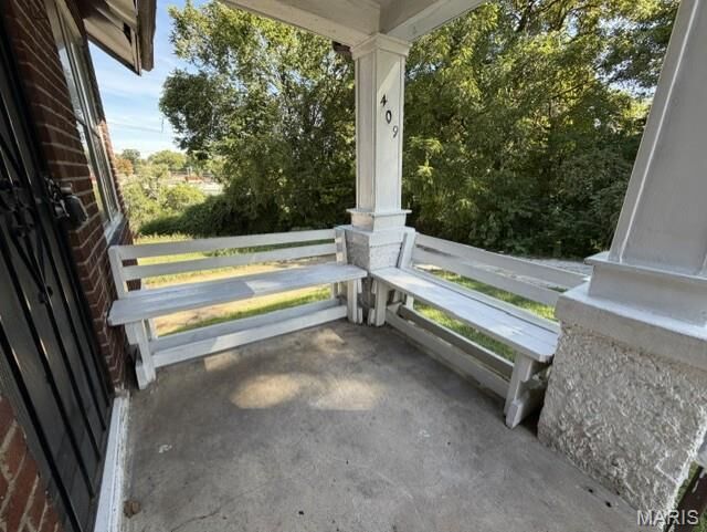 Property Photo: 409 Abston Avenue MO 63135