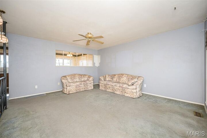 Property Photo: 2420 Canter Way MO 63114