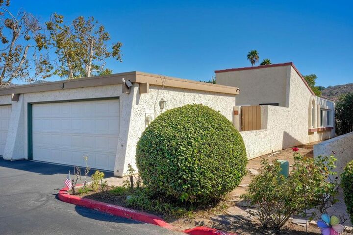 Property Photo:  2855 Wanek Rd - J  CA 92027 