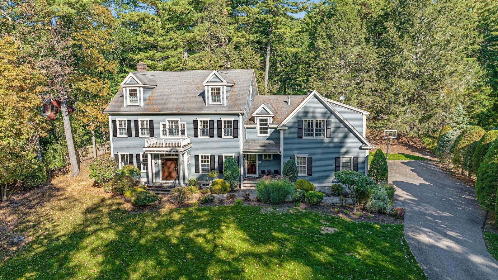 Property Photo:  933 South St  MA 02492 