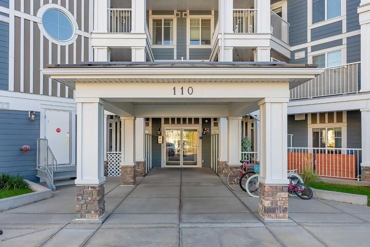 Property Photo:  110 Auburn Meadows View SE 403  AB T3M 2M2 