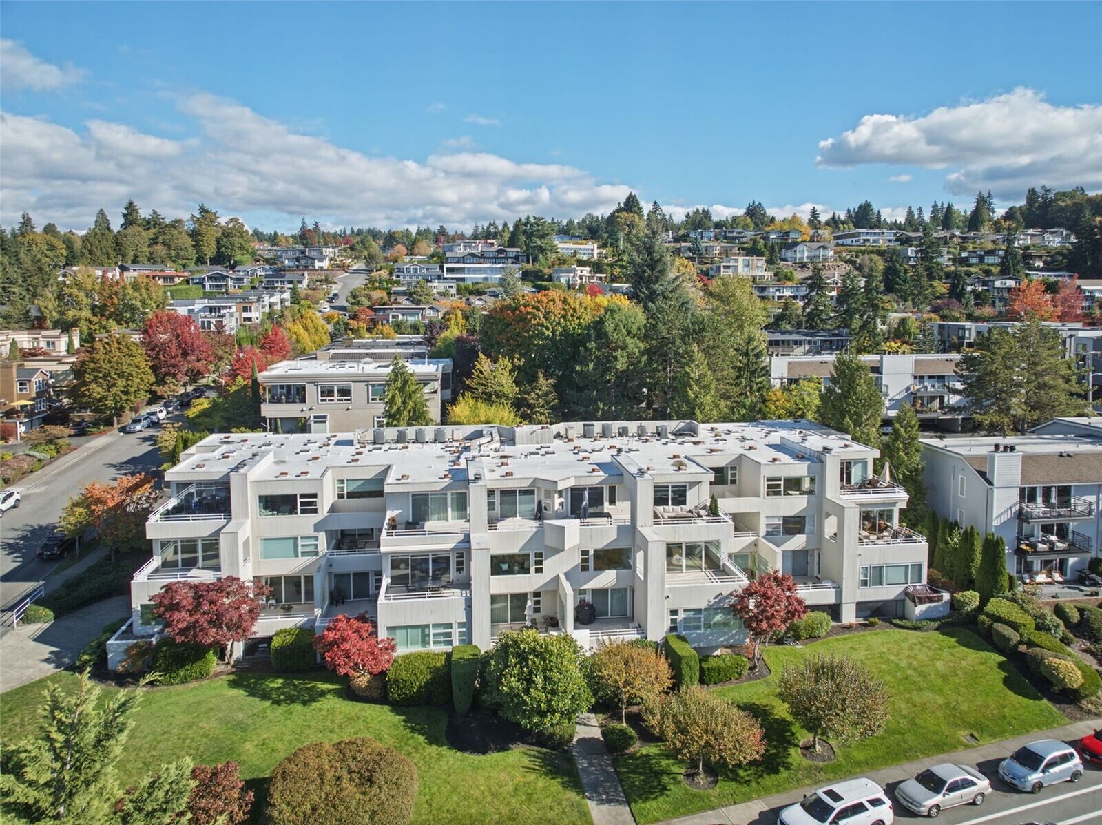 Property Photo:  10115 NE 62nd Street A202  WA 98033 