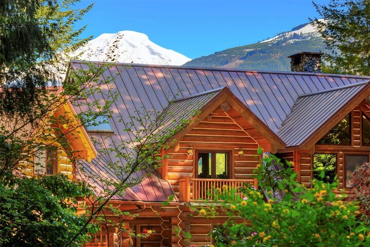 Property Photo: 9216 Mt Baker Hwy WA 98244