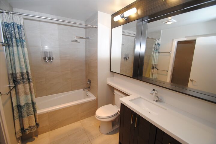 Property Photo:  1760 NW 56th Street 409  WA 98107 
