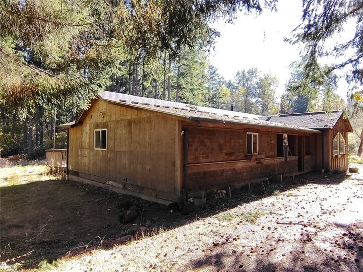 Property Photo:  3614  364th Street S  WA 98580 