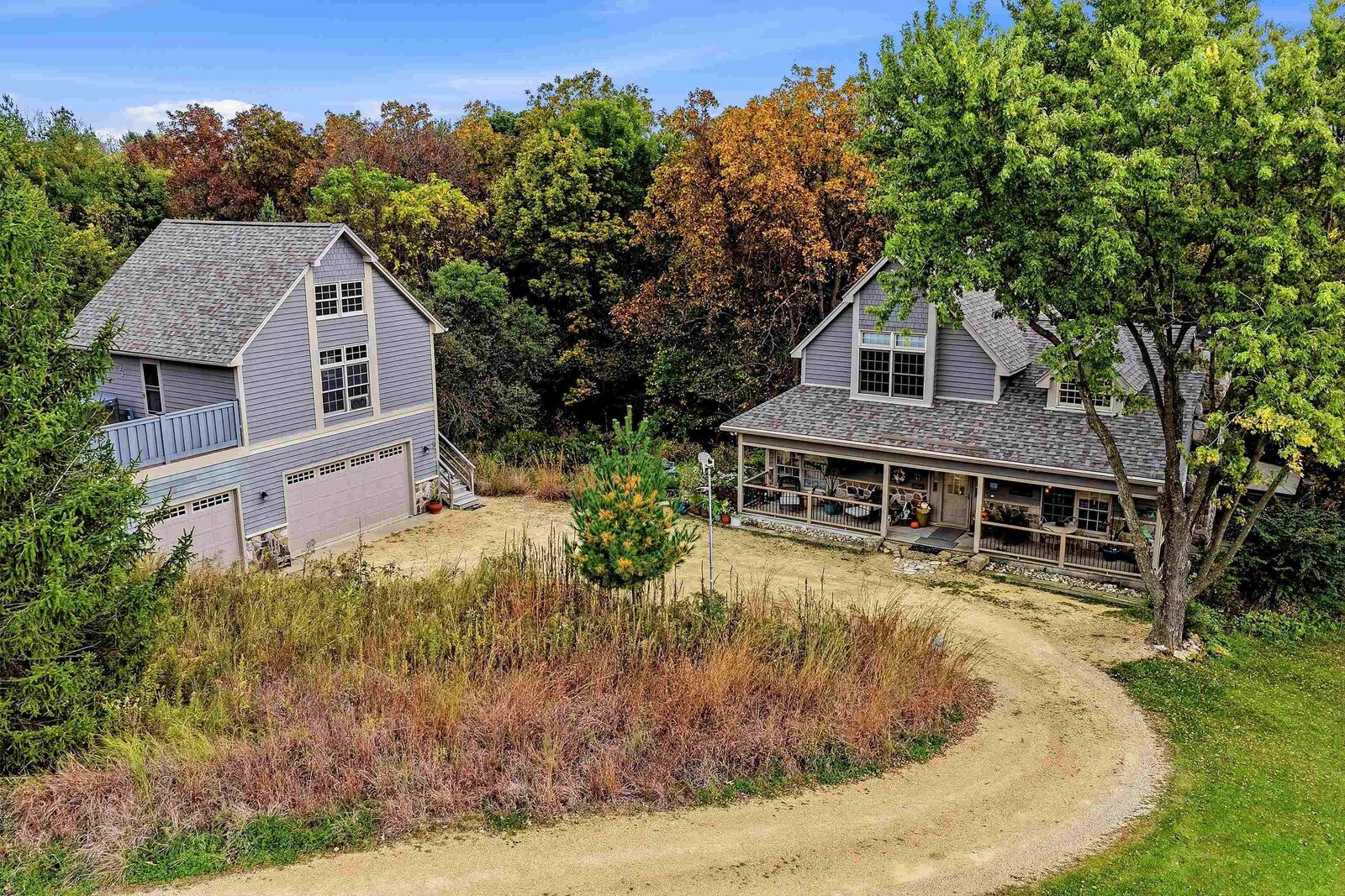 Property Photo: 4 Moraine Way IL 61036