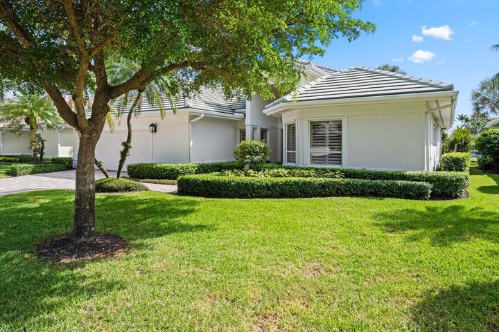 Property Photo:  198 Birkdale Lane  FL 33458 