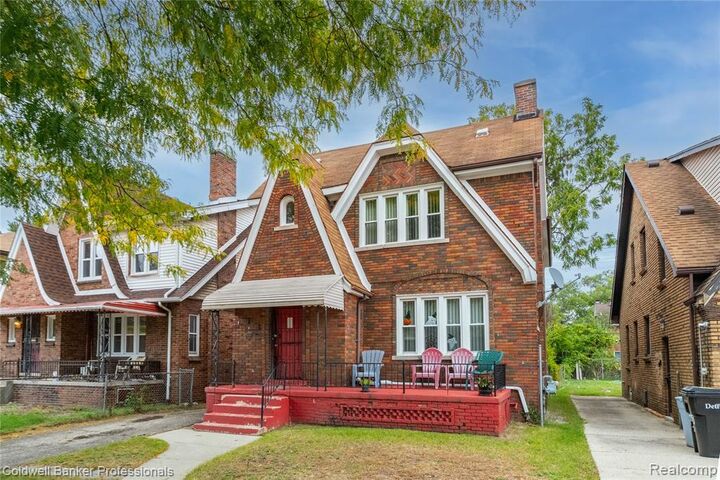 Property Photo:  17158 Greenlawn Street  MI 48221 