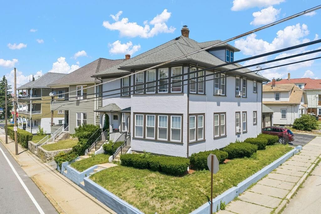 Property Photo:  1124 Park Avenue  RI 02895 