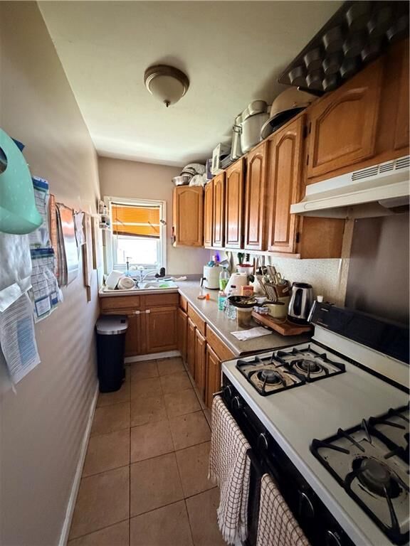 Property Photo:  
