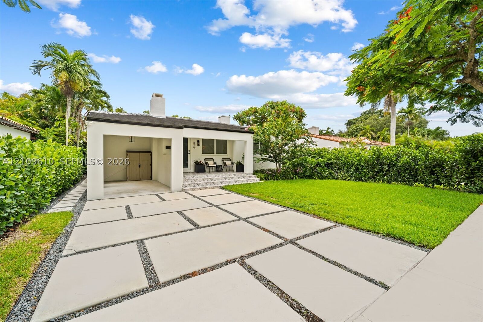 Property Photo:  829 Granada Groves Ct 0  FL 33134 