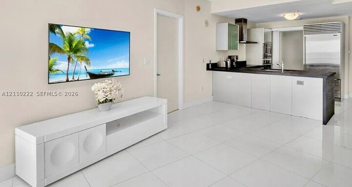 Property Photo: 18201 Collins Ave 2008 FL 33160