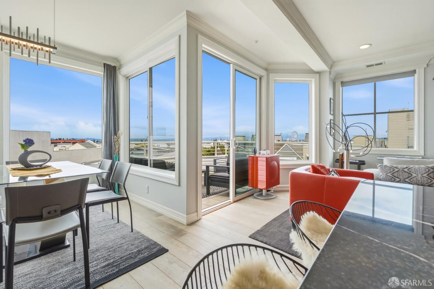 Property Photo: 748 North Point Street 2 CA 94109