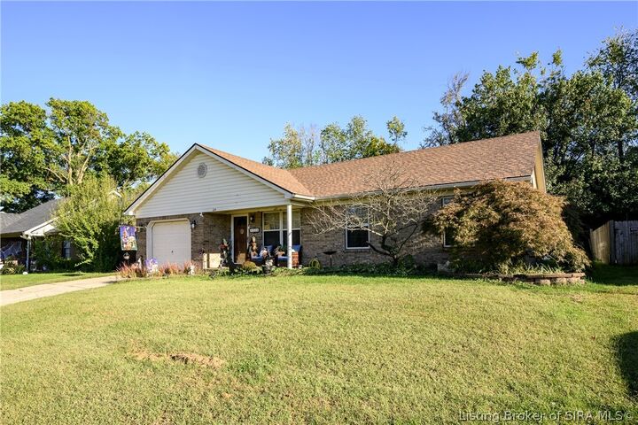 Property Photo:  1214 Whitehorse Vale Drive  IN 47130 