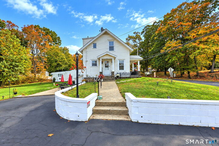 Property Photo: 868 West Main Street CT 06516