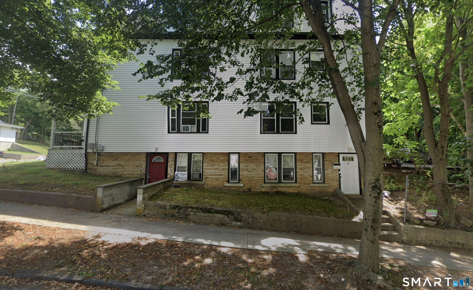 Property Photo: 186-1 Sheffield Avenue CT 06511