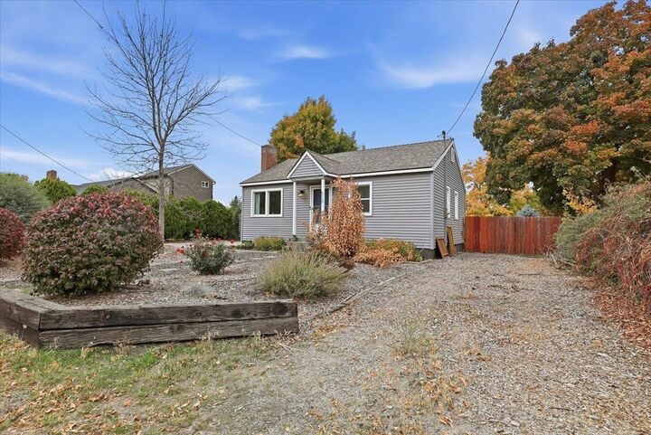 Property Photo: 513 N Felts Rd WA 99206